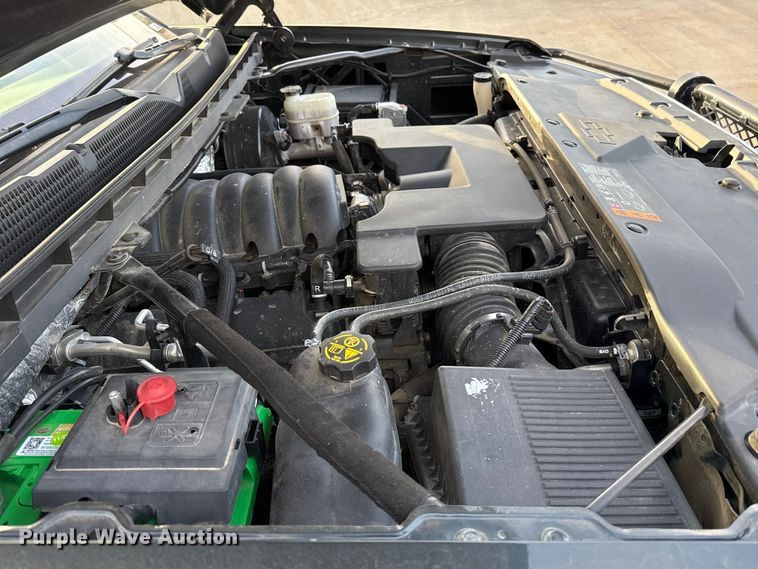 image for item ES5526 2018 Chevrolet Silverado 1500 Ext. Cab pickup truck