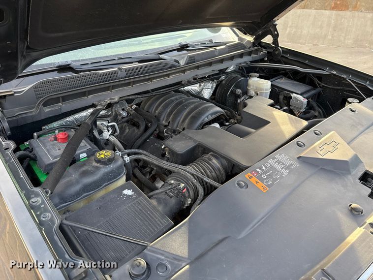 image for item ES5526 2018 Chevrolet Silverado 1500 Ext. Cab pickup truck