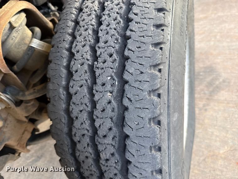 image for item ES5526 2018 Chevrolet Silverado 1500 Ext. Cab pickup truck