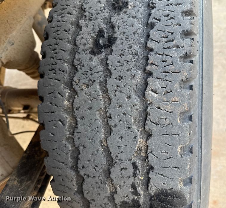 image for item ES5526 2018 Chevrolet Silverado 1500 Ext. Cab pickup truck