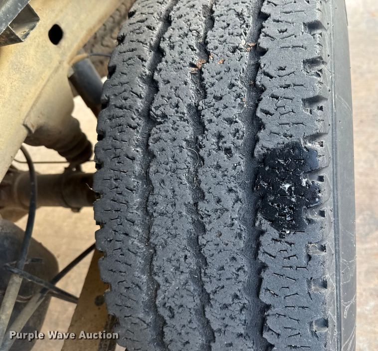 image for item ES5526 2018 Chevrolet Silverado 1500 Ext. Cab pickup truck