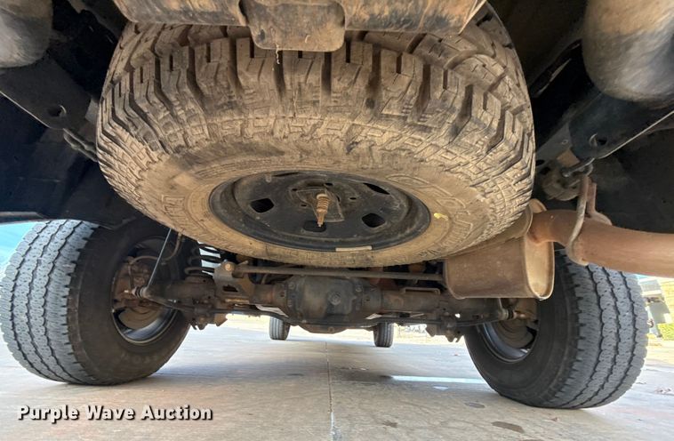 image for item ES5527 2019 RAM 1500 Ext. Cab pickup truck