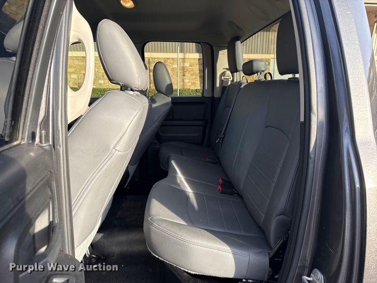 image for item ES5527 2019 RAM 1500 Ext. Cab pickup truck