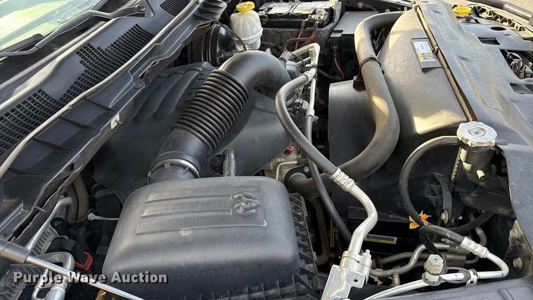 image for item ES5527 2019 RAM 1500 Ext. Cab pickup truck