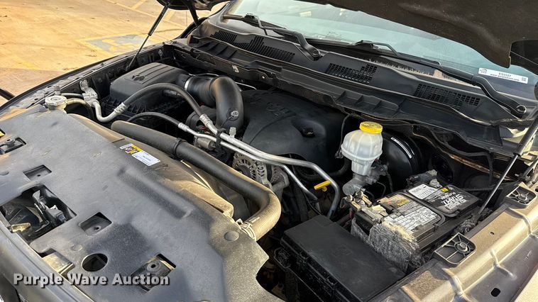 image for item ES5527 2019 RAM 1500 Ext. Cab pickup truck