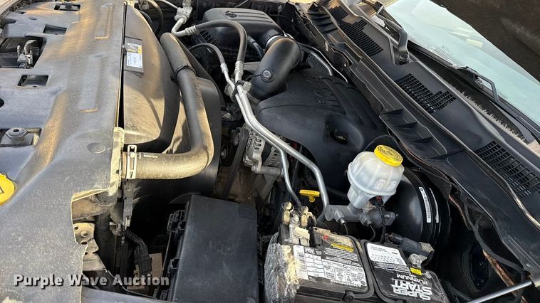 image for item ES5527 2019 RAM 1500 Ext. Cab pickup truck