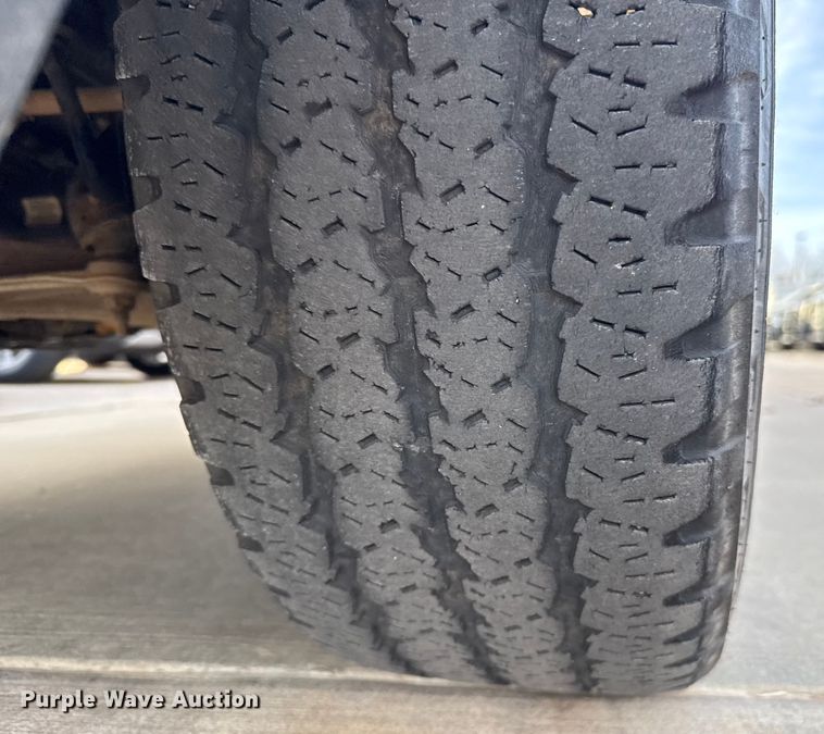 image for item ES5527 2019 RAM 1500 Ext. Cab pickup truck