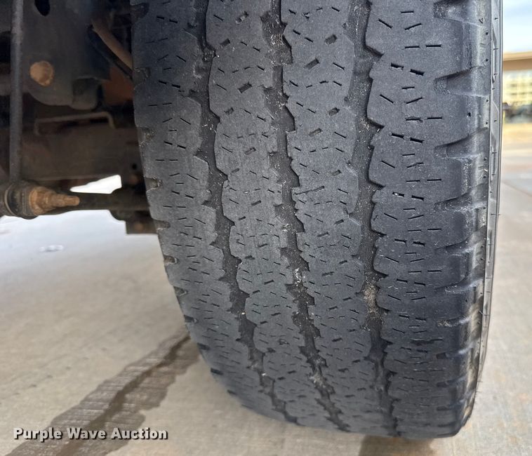 image for item ES5527 2019 RAM 1500 Ext. Cab pickup truck