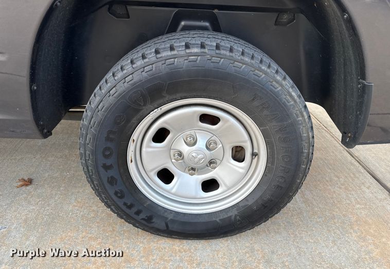 image for item ES5527 2019 RAM 1500 Ext. Cab pickup truck