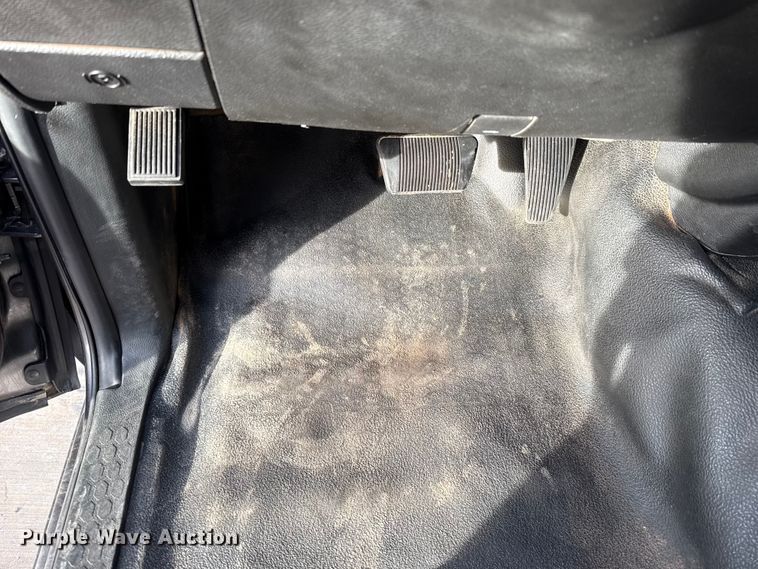 image for item ES5528 2019 RAM 1500 Ext. Cab pickup truck