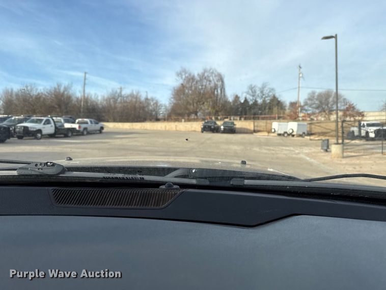 image for item ES5528 2019 RAM 1500 Ext. Cab pickup truck