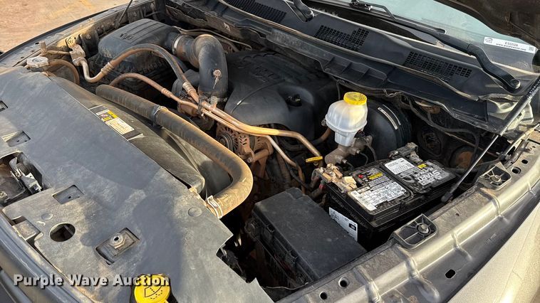 image for item ES5528 2019 RAM 1500 Ext. Cab pickup truck