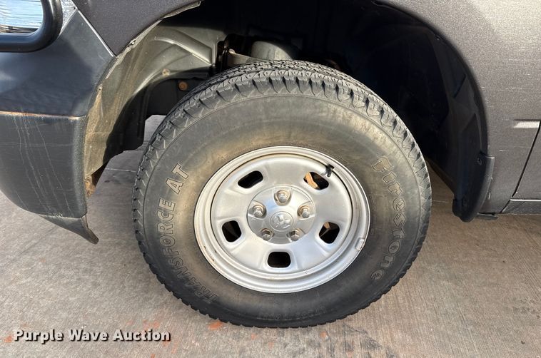 image for item ES5528 2019 RAM 1500 Ext. Cab pickup truck