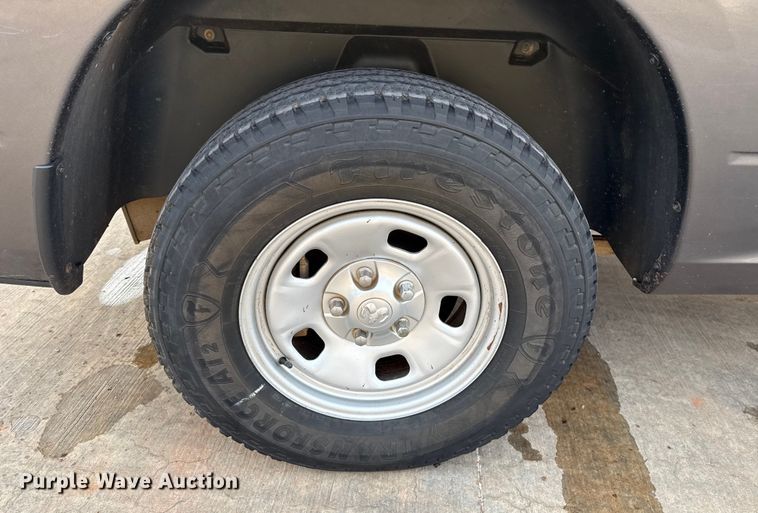 image for item ES5528 2019 RAM 1500 Ext. Cab pickup truck