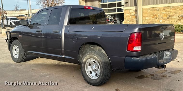 image for item ES5529 2019 RAM 1500 Ext. Cab pickup truck