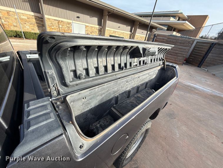 image for item ES5529 2019 RAM 1500 Ext. Cab pickup truck