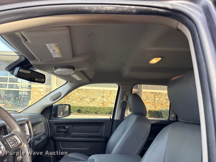 image for item ES5529 2019 RAM 1500 Ext. Cab pickup truck