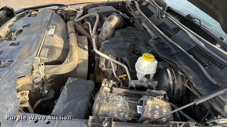 image for item ES5529 2019 RAM 1500 Ext. Cab pickup truck