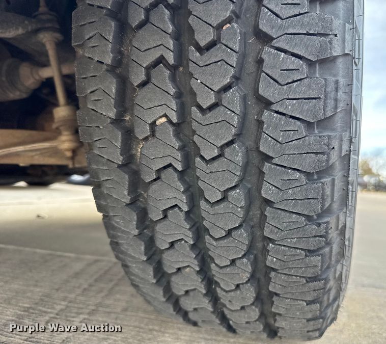 image for item ES5529 2019 RAM 1500 Ext. Cab pickup truck