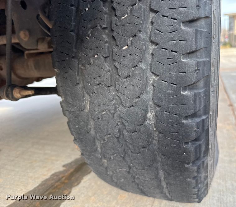 image for item ES5529 2019 RAM 1500 Ext. Cab pickup truck