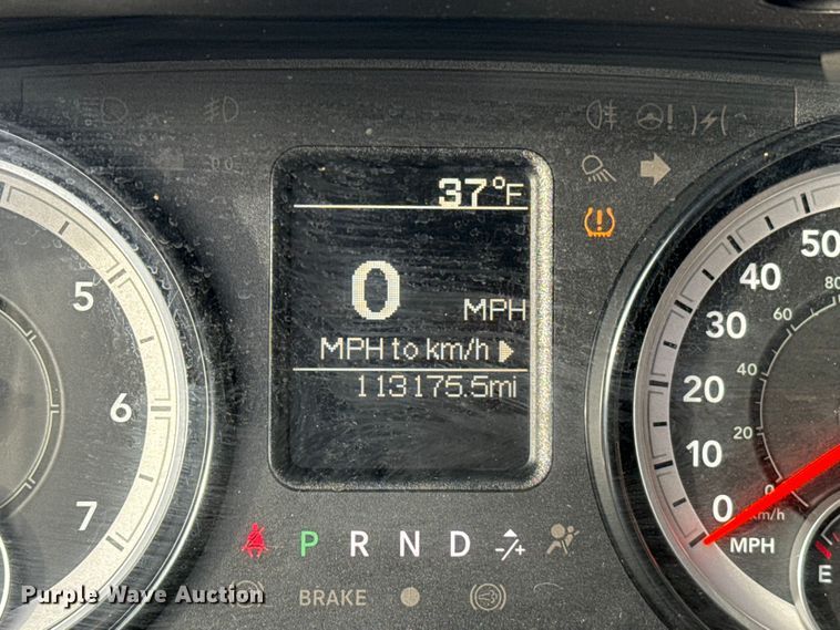 image for item ES5529 2019 RAM 1500 Ext. Cab pickup truck