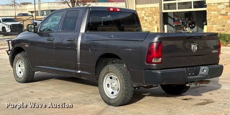 image for item ES5530 2020 RAM 1500 Ext. Cab pickup truck