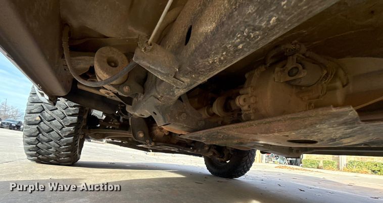 image for item ES5530 2020 RAM 1500 Ext. Cab pickup truck