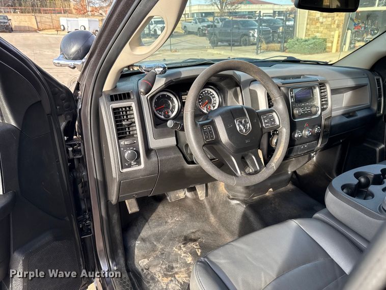 image for item ES5530 2020 RAM 1500 Ext. Cab pickup truck