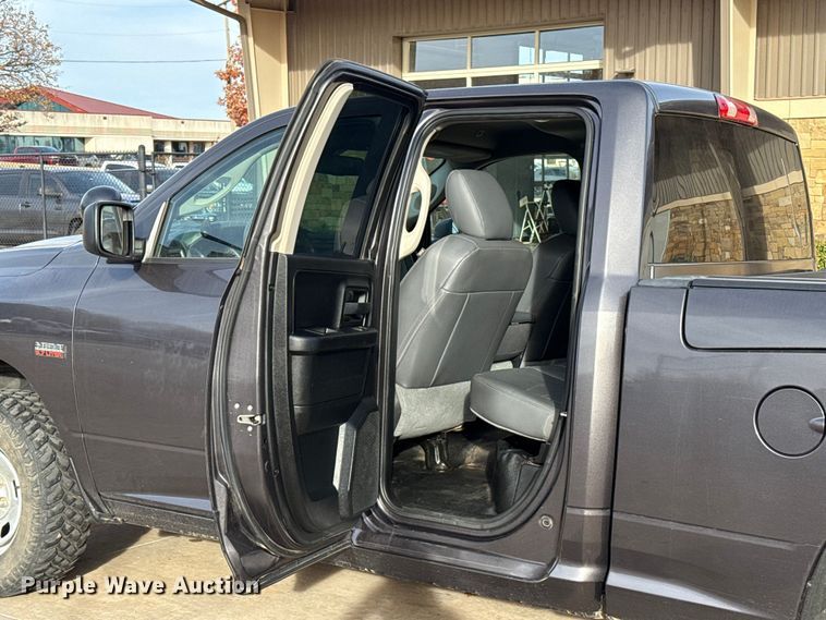 image for item ES5530 2020 RAM 1500 Ext. Cab pickup truck