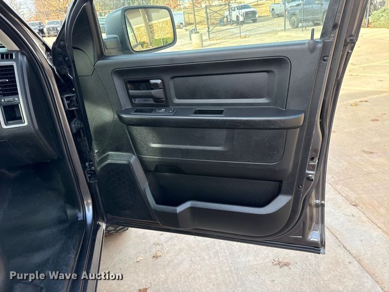 image for item ES5530 2020 RAM 1500 Ext. Cab pickup truck