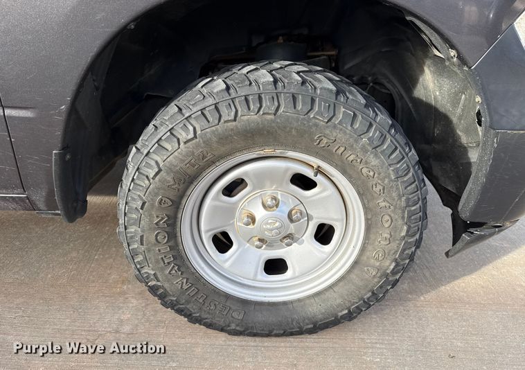 image for item ES5530 2020 RAM 1500 Ext. Cab pickup truck