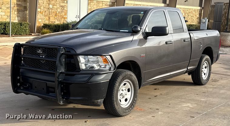 image for item ES5531 2019 RAM 1500 Ext. Cab pickup truck