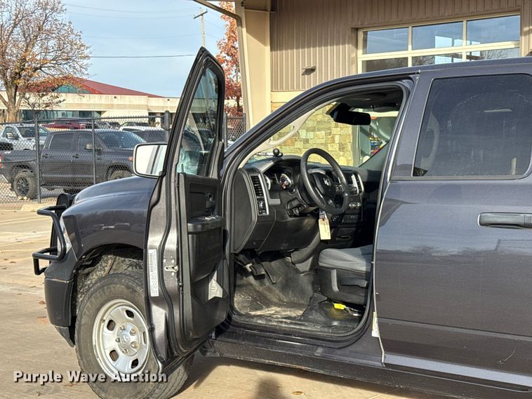 image for item ES5531 2019 RAM 1500 Ext. Cab pickup truck