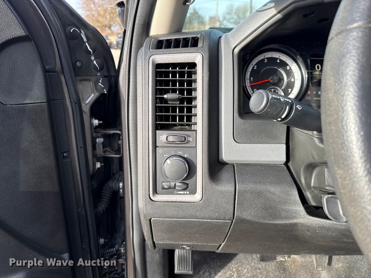 image for item ES5531 2019 RAM 1500 Ext. Cab pickup truck