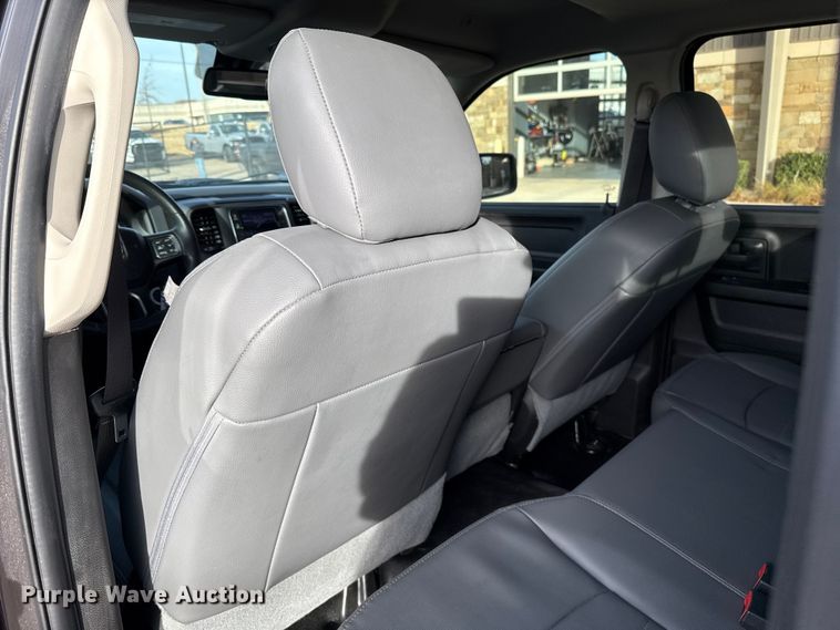 image for item ES5531 2019 RAM 1500 Ext. Cab pickup truck