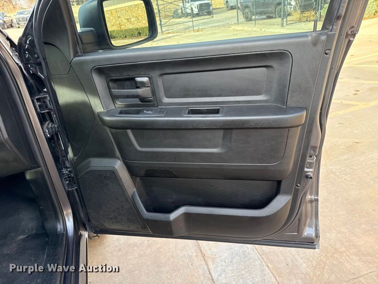 image for item ES5531 2019 RAM 1500 Ext. Cab pickup truck