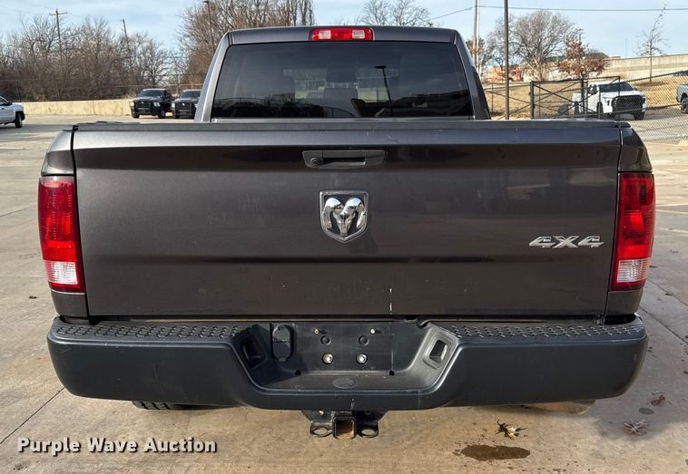 image for item ES5532 2020 RAM  1500 Ext. Cab pickup truck