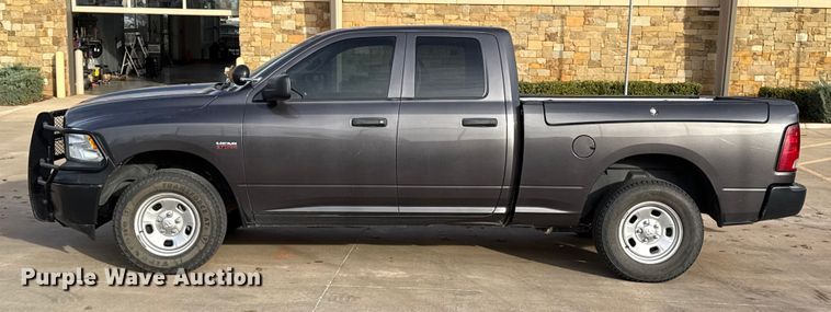 image for item ES5532 2020 RAM  1500 Ext. Cab pickup truck