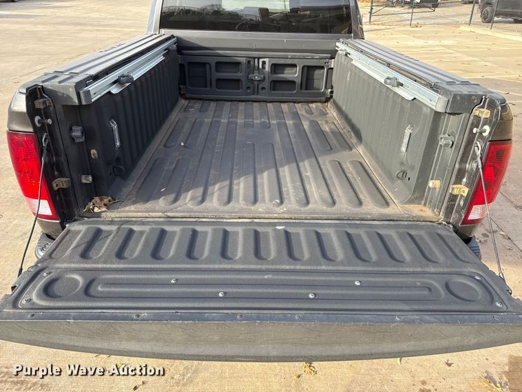 image for item ES5532 2020 RAM  1500 Ext. Cab pickup truck