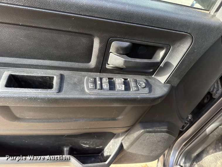 image for item ES5532 2020 RAM  1500 Ext. Cab pickup truck