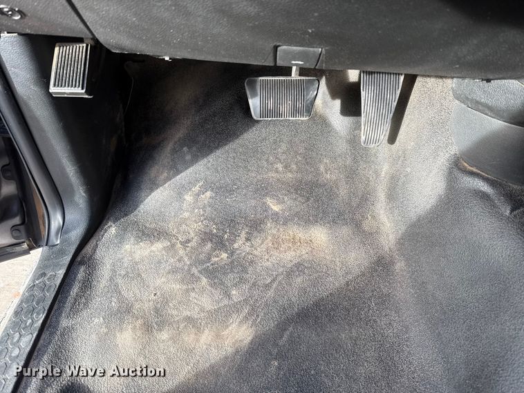 image for item ES5532 2020 RAM  1500 Ext. Cab pickup truck