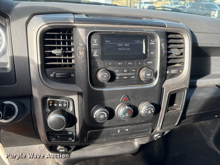 image for item ES5532 2020 RAM  1500 Ext. Cab pickup truck