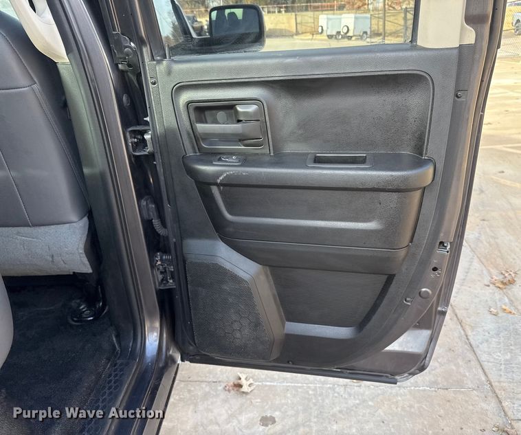 image for item ES5532 2020 RAM  1500 Ext. Cab pickup truck