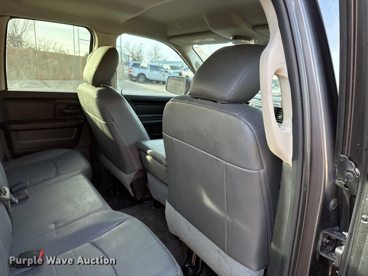 image for item ES5532 2020 RAM  1500 Ext. Cab pickup truck