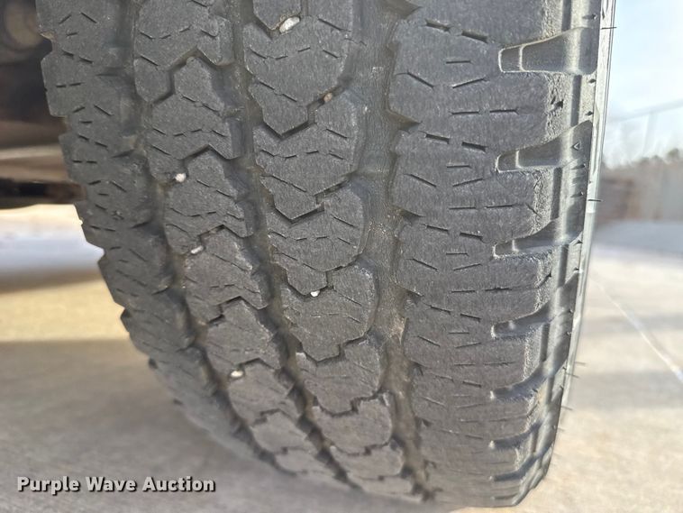 image for item ES5532 2020 RAM  1500 Ext. Cab pickup truck