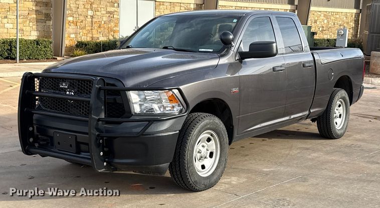 image for item ES5533 2019 RAM 1500 Ext. Cab pickup truck