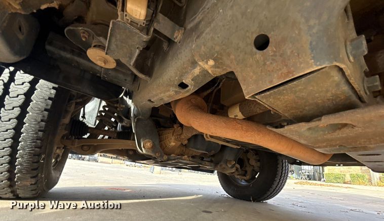 image for item ES5533 2019 RAM 1500 Ext. Cab pickup truck