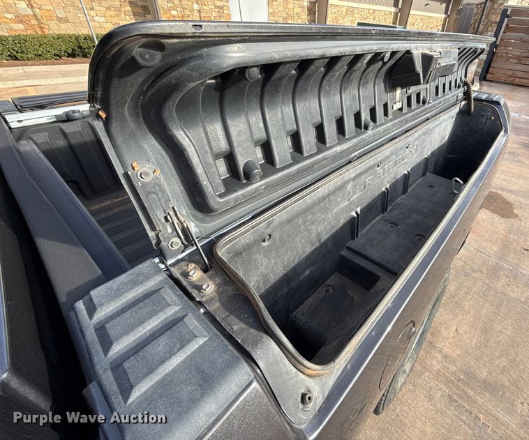 image for item ES5533 2019 RAM 1500 Ext. Cab pickup truck