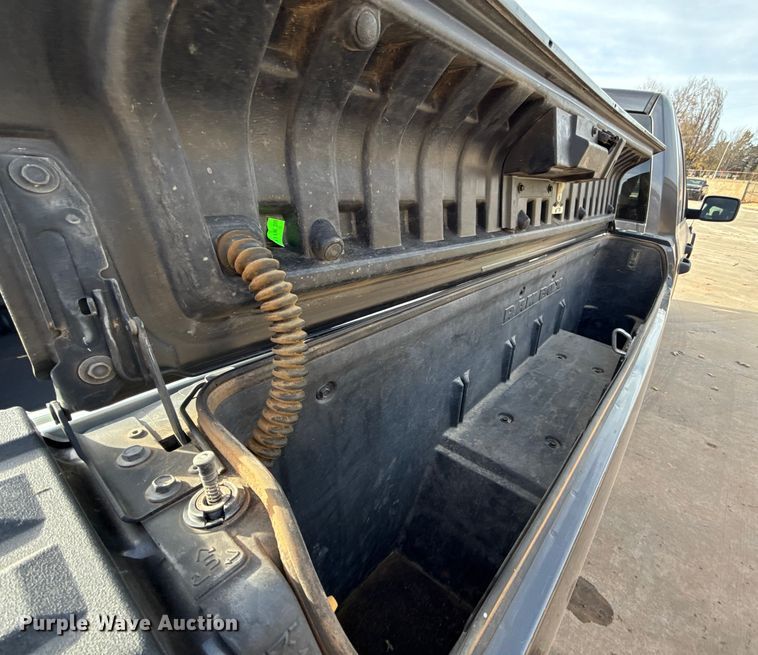 image for item ES5533 2019 RAM 1500 Ext. Cab pickup truck