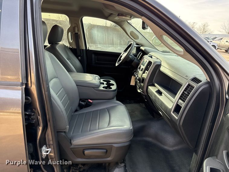 image for item ES5533 2019 RAM 1500 Ext. Cab pickup truck